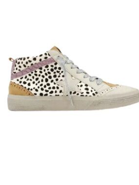Shu Shop Paulina beige Leopard Accent Sneaker size 10